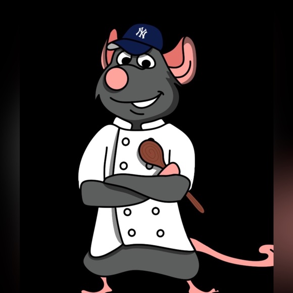 <GLOW IN THE DARK> Disney’s Ratatouille Chef Remy Pin - Picture 2 of 2